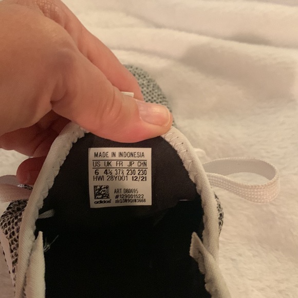 Excellent condition Only worn 2 times - Picture 5 of 6